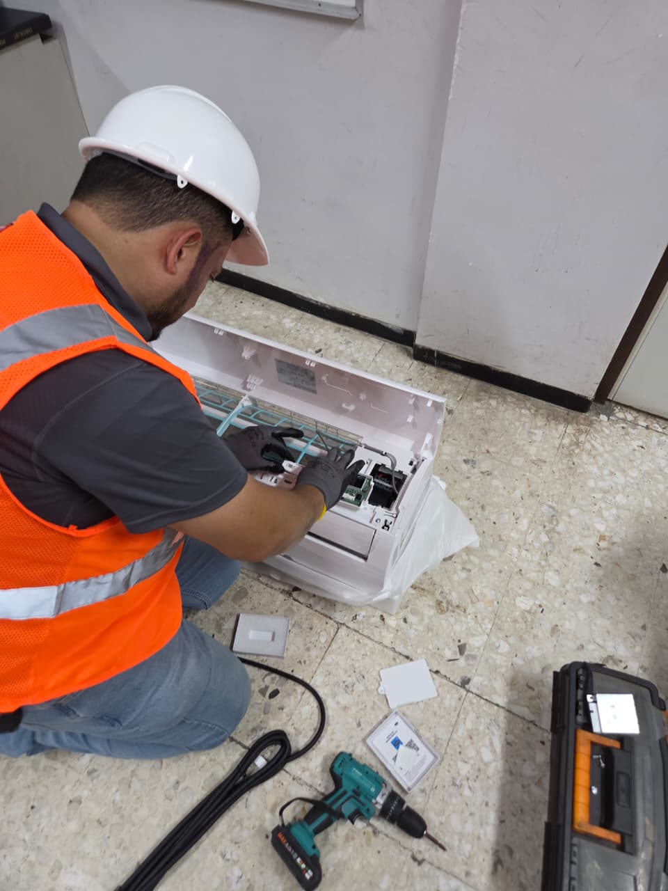 Mantenimiento correctivo a tarjeta electrónica de minisplit